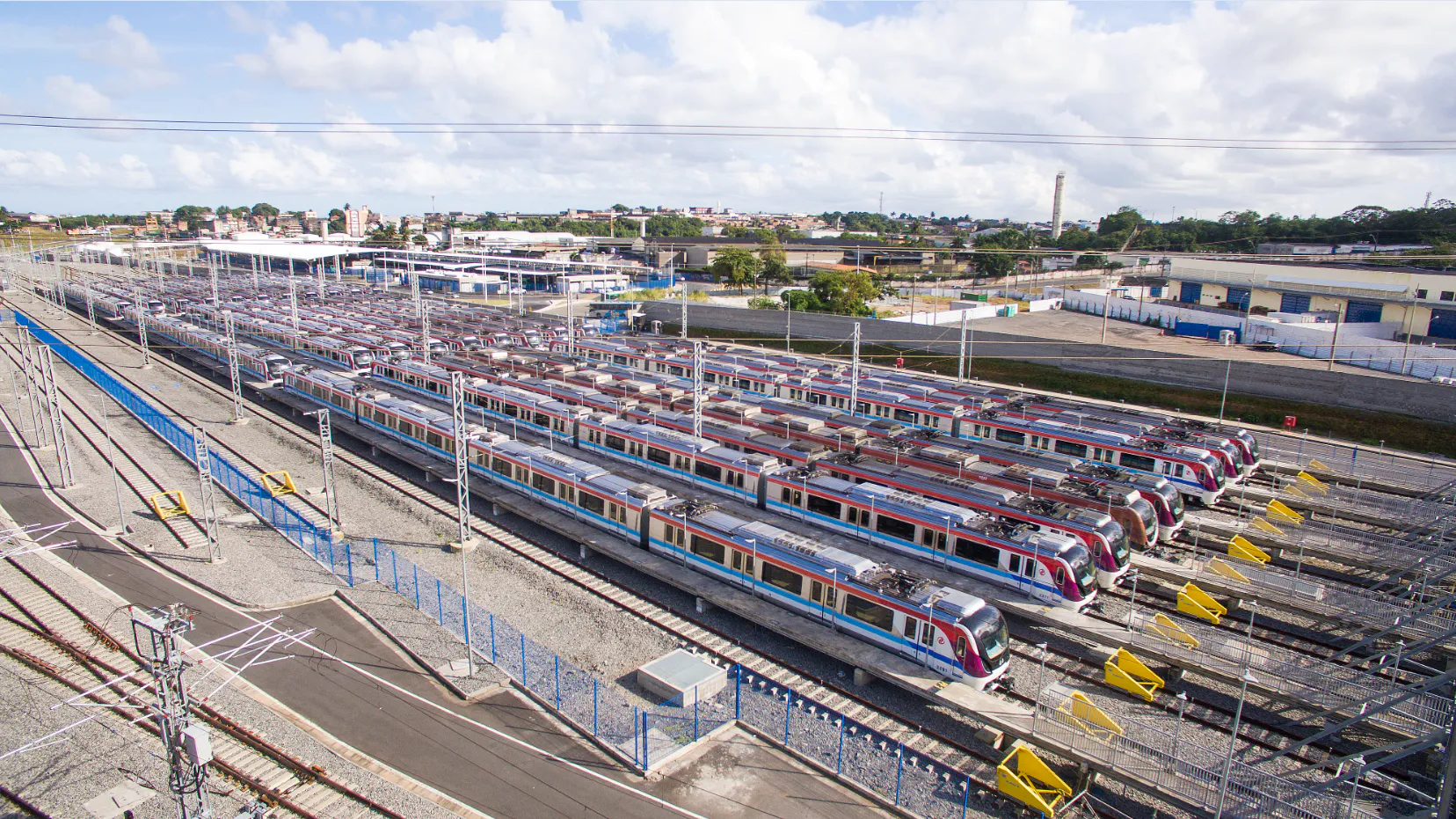 Trens da CCR Metrô Bahia, em Salvador